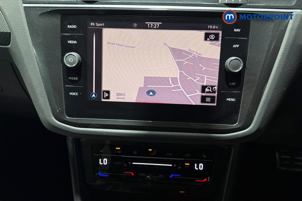 Volkswagen Tiguan R-Line Automatic Petrol SUV - Stock Number (1652804) - 10th supplementary image