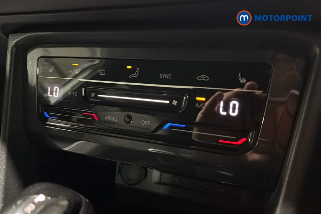Volkswagen Tiguan R-Line Automatic Petrol SUV - Stock Number (1652804) - 11th supplementary image