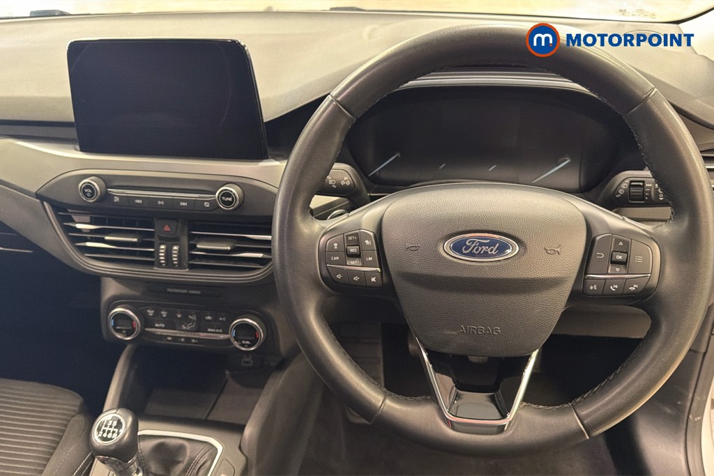 Ford Focus Titanium Style Manual Petrol Hatchback - Stock Number (1652998) - 2nd supplementary image