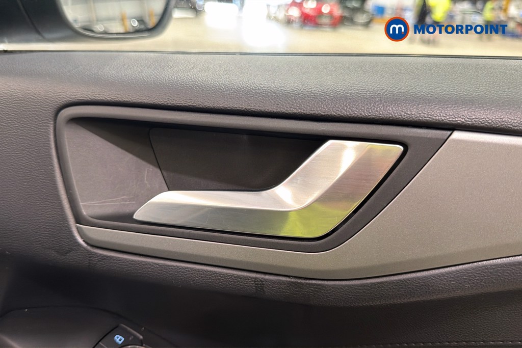 Ford Focus Titanium Style Manual Petrol Hatchback - Stock Number (1652998) - 42nd supplementary image