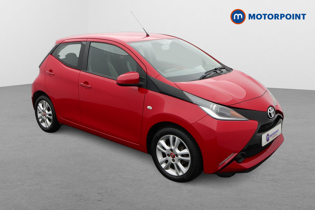 Toyota Aygo X-Play Automatic Petrol Hatchback - Stock Number (1653095) - Drivers side front corner