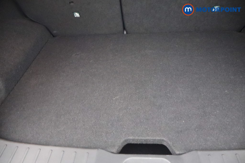 Nissan Juke N-Connecta Manual Petrol SUV - Stock Number (1653216) - 6th supplementary image