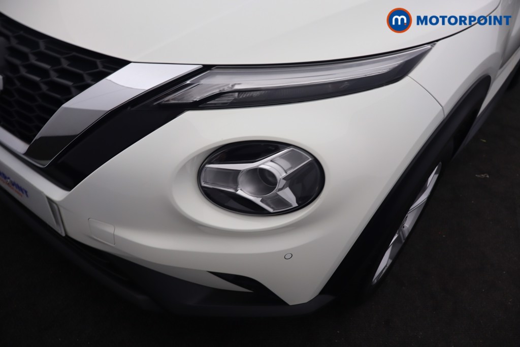 Nissan Juke N-Connecta Manual Petrol SUV - Stock Number (1653216) - 27th supplementary image