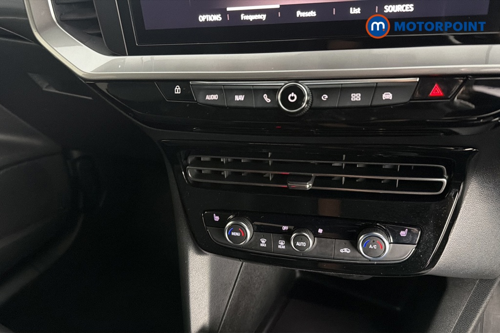 Vauxhall Mokka Ultimate Edition Automatic Electric SUV - Stock Number (1653240) - 12th supplementary image