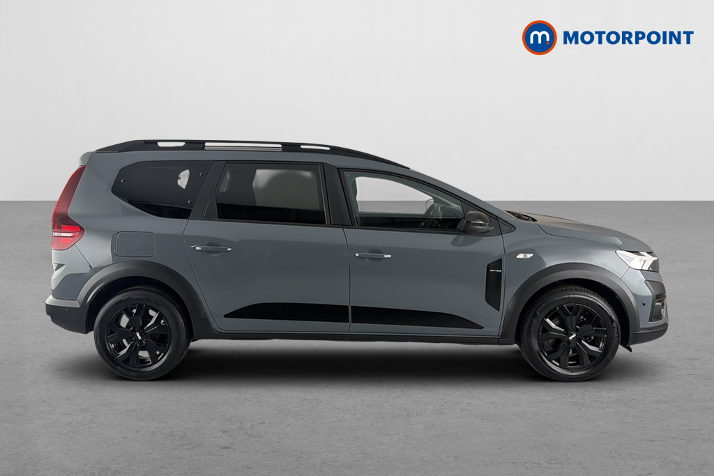 Dacia Jogger Extreme Se Manual Petrol People Carrier - Stock Number (1653431) - Passenger side