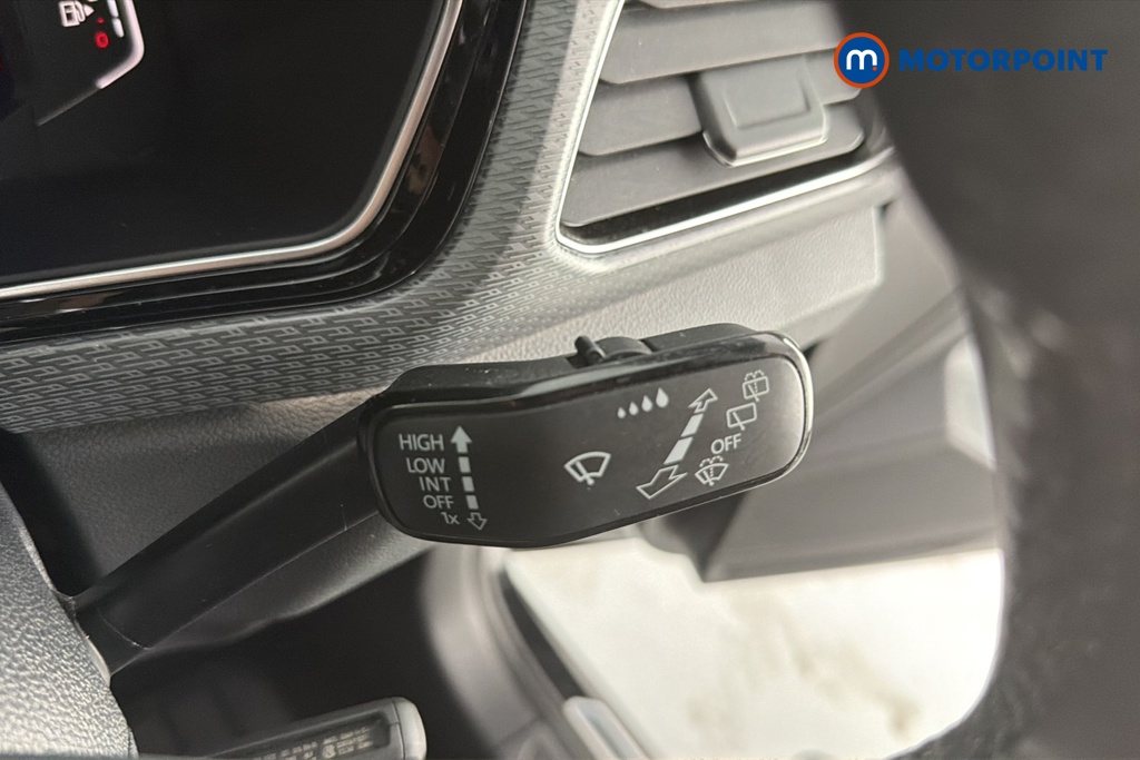 Volkswagen T-Cross R-Line Manual Petrol SUV - Stock Number (1653483) - 6th supplementary image