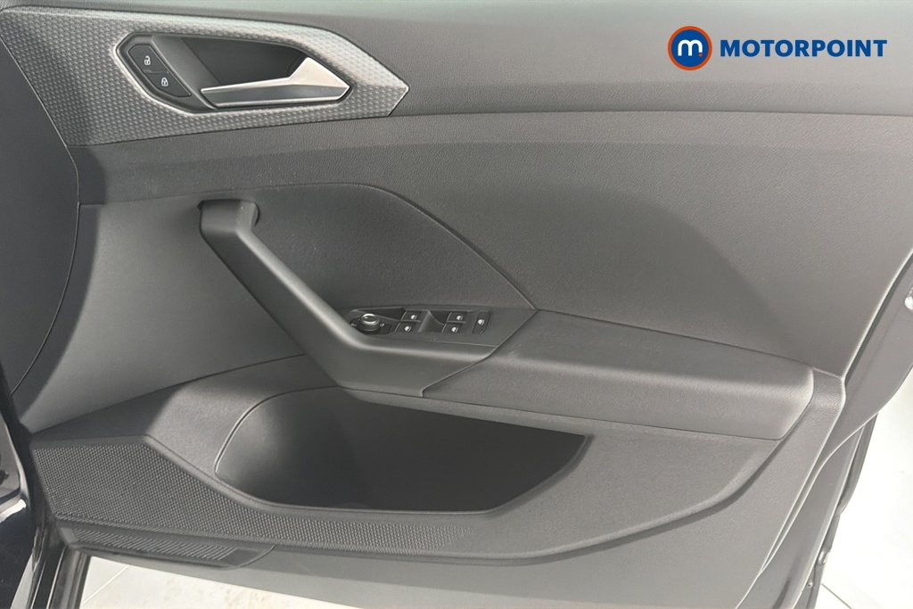 Volkswagen T-Cross R-Line Manual Petrol SUV - Stock Number (1653483) - 18th supplementary image