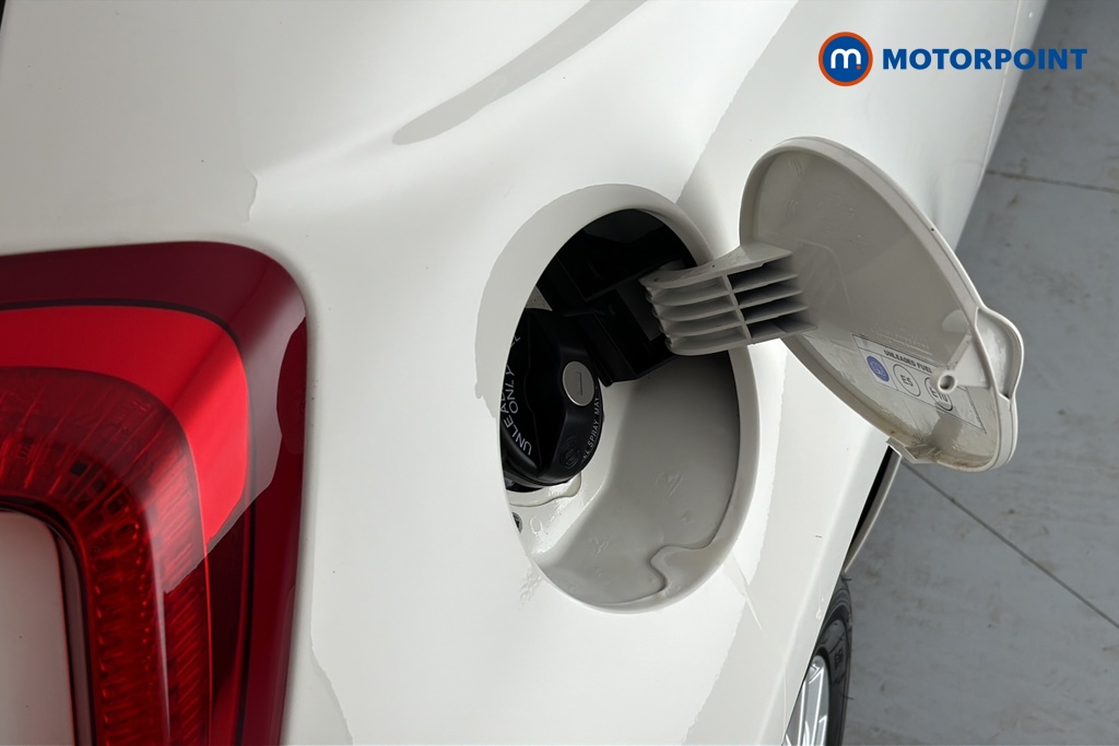 Fiat 500 Lounge Automatic Petrol Hatchback - Stock Number (1654170) - 41st supplementary image