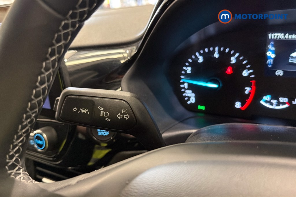Ford Fiesta Titanium Manual Petrol Hatchback - Stock Number (1654286) - 7th supplementary image