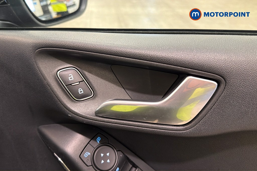 Ford Fiesta Titanium Manual Petrol Hatchback - Stock Number (1654286) - 42nd supplementary image