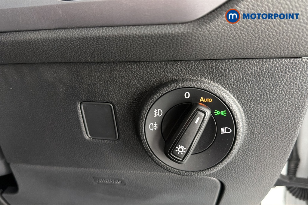 Seat Ateca Fr Black Edition Automatic Petrol SUV - Stock Number (1654340) - 11th supplementary image