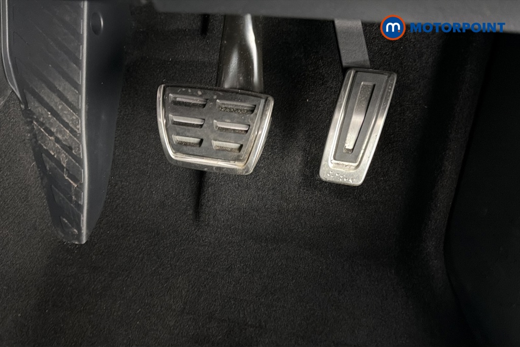 Seat Ateca Fr Black Edition Automatic Petrol SUV - Stock Number (1654340) - 24th supplementary image