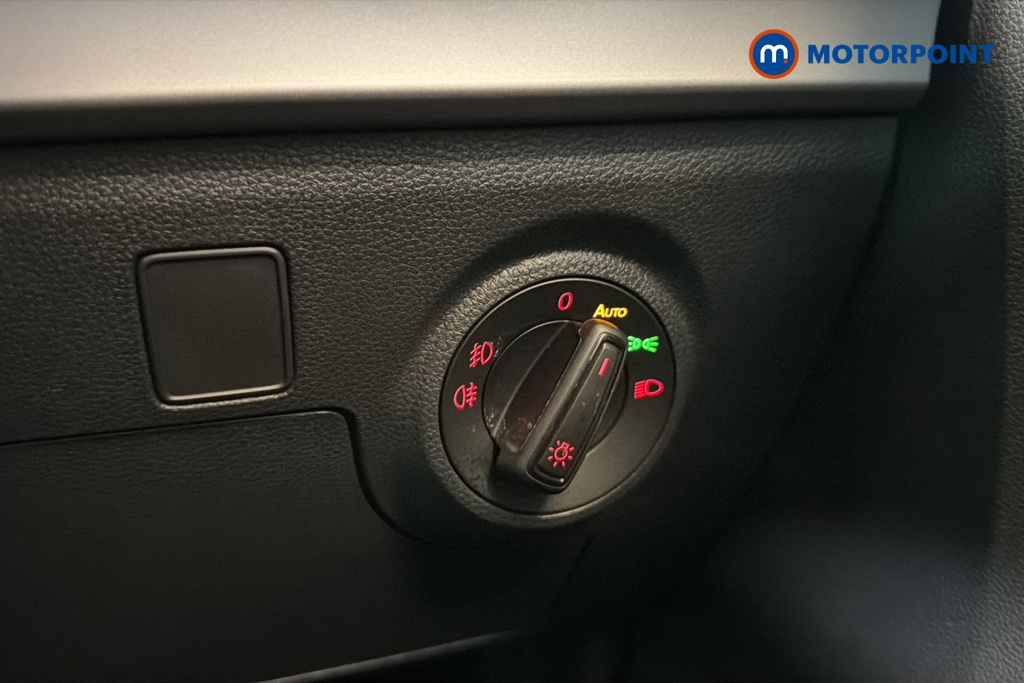 Seat Ibiza Xcellence Lux Manual Petrol Hatchback - Stock Number (1626410) - 11th supplementary image