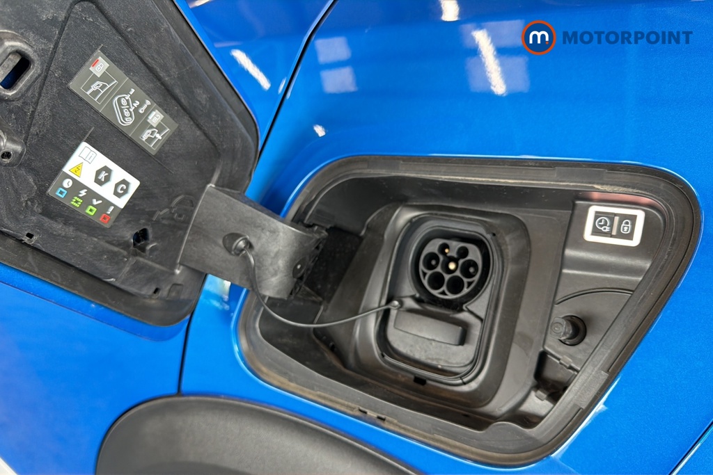 Peugeot 2008 GT Automatic Electric SUV - Stock Number (1628450) - 41st supplementary image