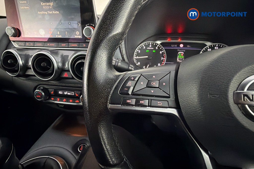 Nissan Juke Tekna Manual Petrol SUV - Stock Number (1631775) - 3rd supplementary image