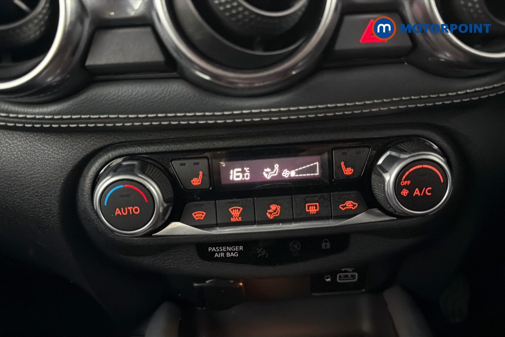 Nissan Juke Tekna Manual Petrol SUV - Stock Number (1631775) - 12th supplementary image
