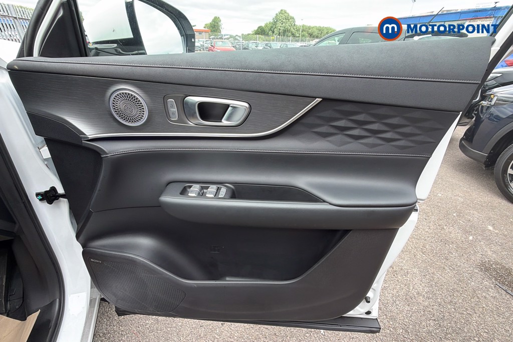 Chery Tiggo 8 Summit Automatic Petrol Plug-In Hybrid SUV - Stock Number (1635171) - 19th supplementary image