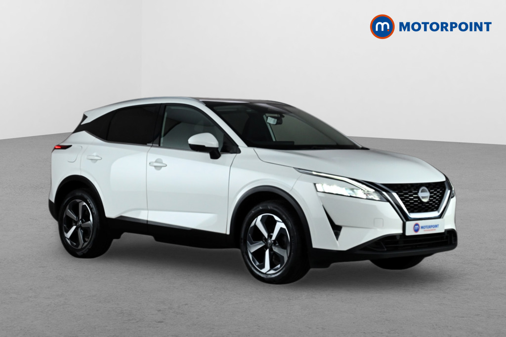 Nissan Qashqai N-Connecta Manual Petrol SUV - Stock Number (1639180) - Drivers side front corner