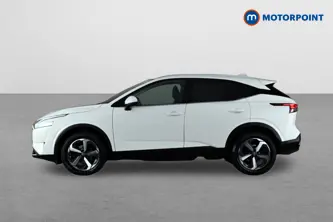 Nissan Qashqai N-Connecta Manual Petrol SUV - Stock Number (1639180) - Passenger side