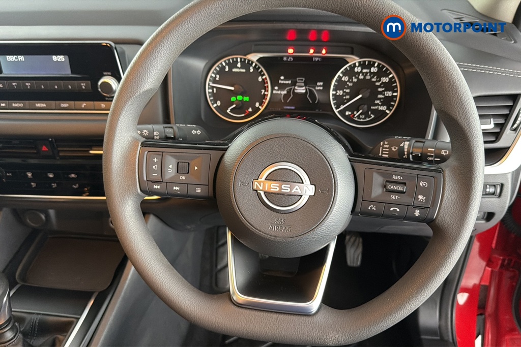Nissan Qashqai Visia Manual Petrol SUV - Stock Number (1644365) - 2nd supplementary image