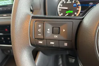 Nissan Qashqai Visia Manual Petrol SUV - Stock Number (1644365) - 4th supplementary image