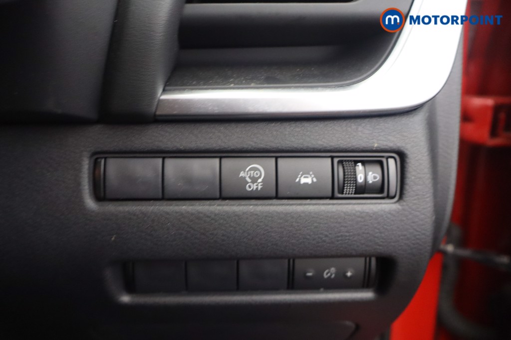 Nissan Qashqai Visia Manual Petrol SUV - Stock Number (1644513) - 12th supplementary image