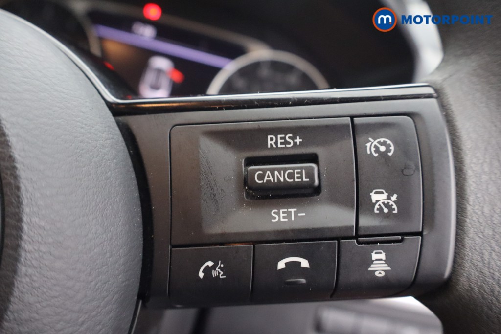 Nissan Qashqai Visia Manual Petrol SUV - Stock Number (1644513) - 13th supplementary image