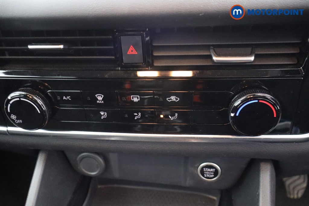 Nissan Qashqai Visia Manual Petrol SUV - Stock Number (1644513) - 16th supplementary image