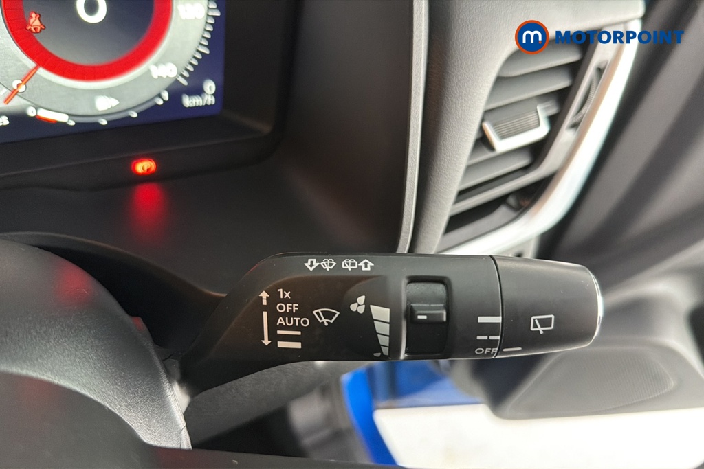 Nissan Qashqai N-Connecta Manual Petrol SUV - Stock Number (1644584) - 6th supplementary image