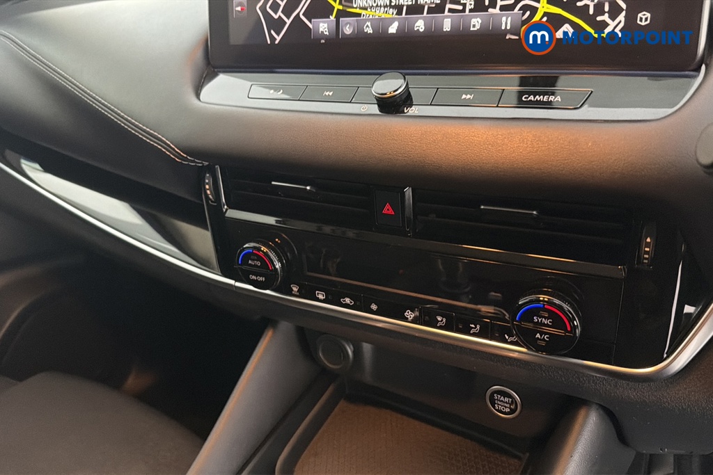 Nissan Qashqai N-Connecta Manual Petrol SUV - Stock Number (1644584) - 12th supplementary image