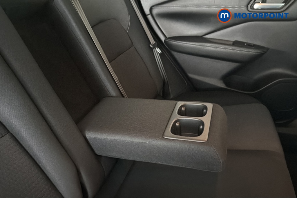 Nissan Qashqai N-Connecta Manual Petrol SUV - Stock Number (1644584) - 26th supplementary image