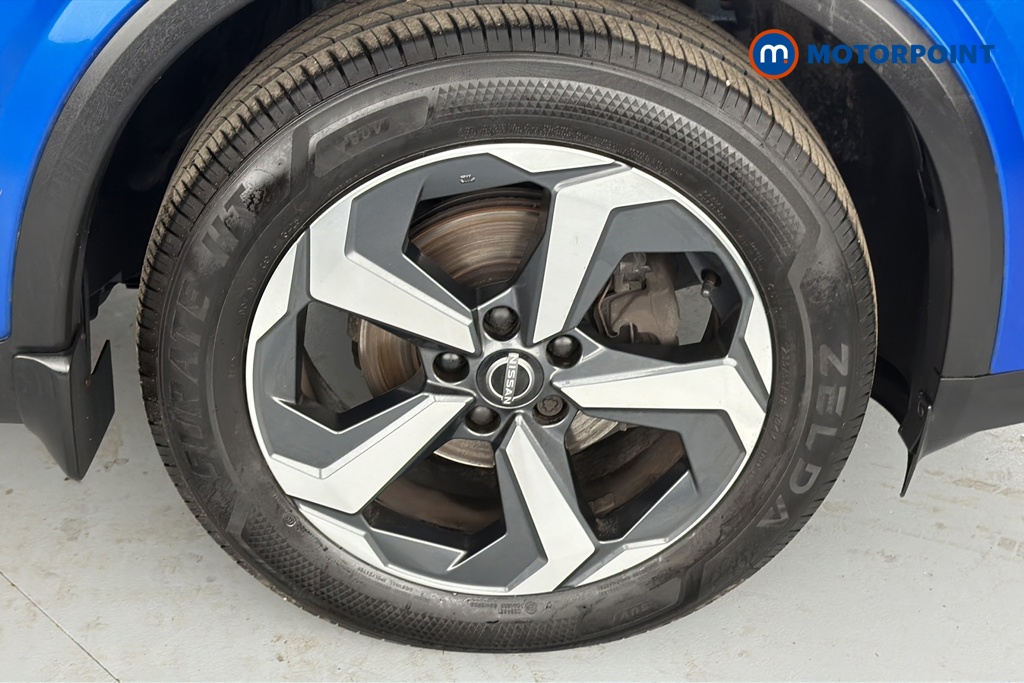 Nissan Qashqai N-Connecta Manual Petrol SUV - Stock Number (1644584) - 47th supplementary image