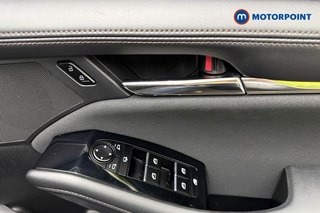 Mazda 3 Sport Lux Manual Petrol Hatchback - Stock Number (1645273) - 6th supplementary image