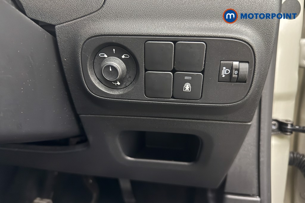 Citroen C3 MAX Manual Petrol Hatchback - Stock Number (1645394) - 17th supplementary image