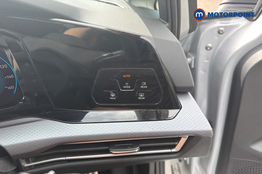 Volkswagen Golf Active Manual Petrol Hatchback - Stock Number (1646267) - 18th supplementary image