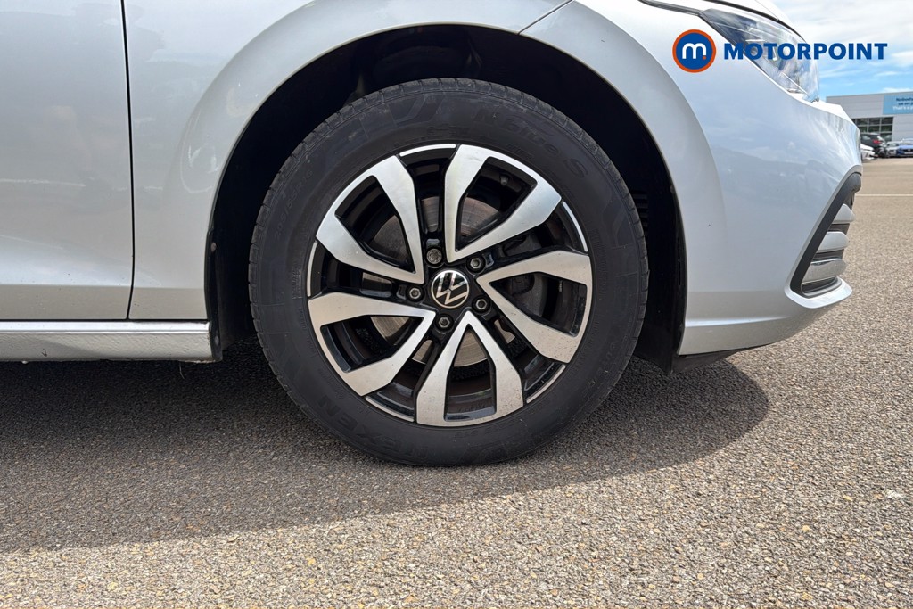 Volkswagen Golf Active Manual Petrol Hatchback - Stock Number (1646267) - 50th supplementary image