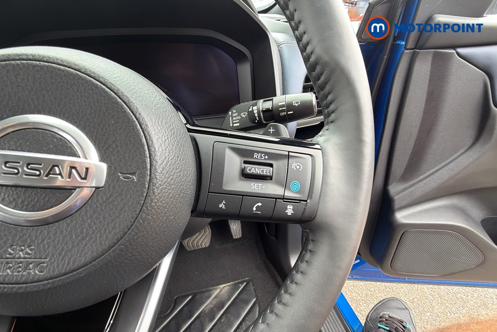 Nissan Qashqai Tekna-Plus Automatic Petrol SUV - Stock Number (1647037) - 4th supplementary image