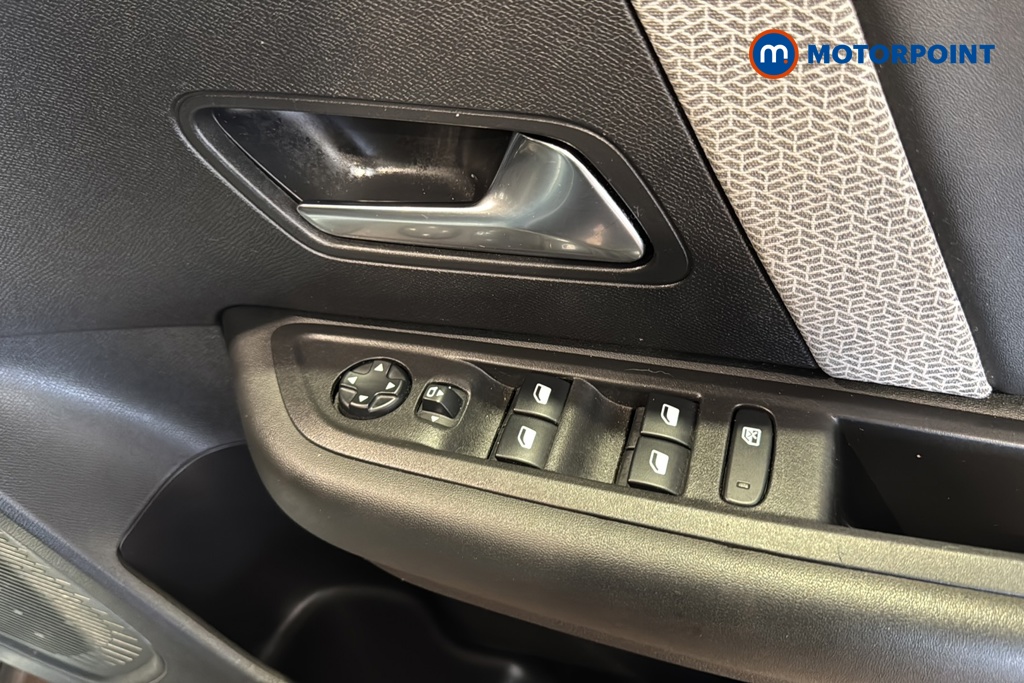 Citroen C4 Shine Automatic Petrol Hatchback - Stock Number (1647192) - 19th supplementary image