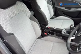 Renault Clio Evolution Manual Petrol Hatchback - Stock Number (1647455) - 22nd supplementary image