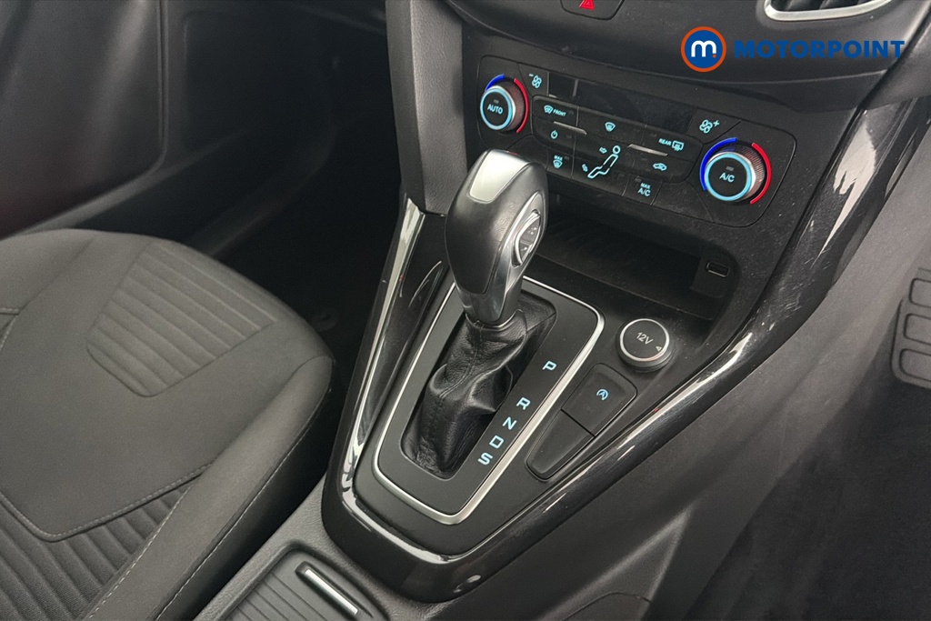 Ford Focus Titanium Automatic Petrol Hatchback - Stock Number (1648458) - 15th supplementary image