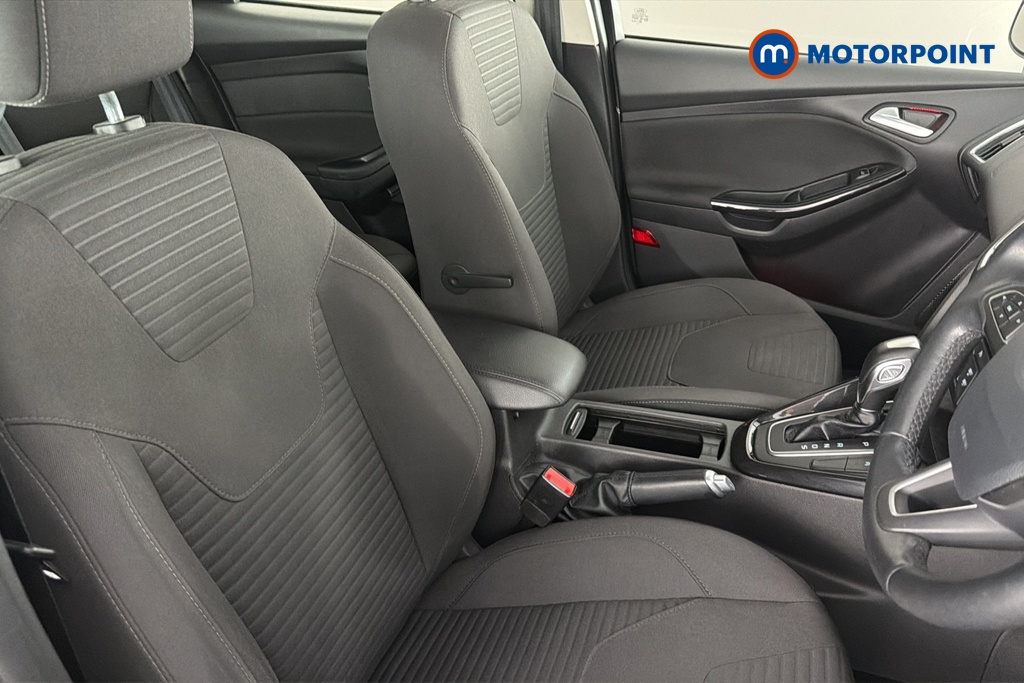 Ford Focus Titanium Automatic Petrol Hatchback - Stock Number (1648458) - 22nd supplementary image