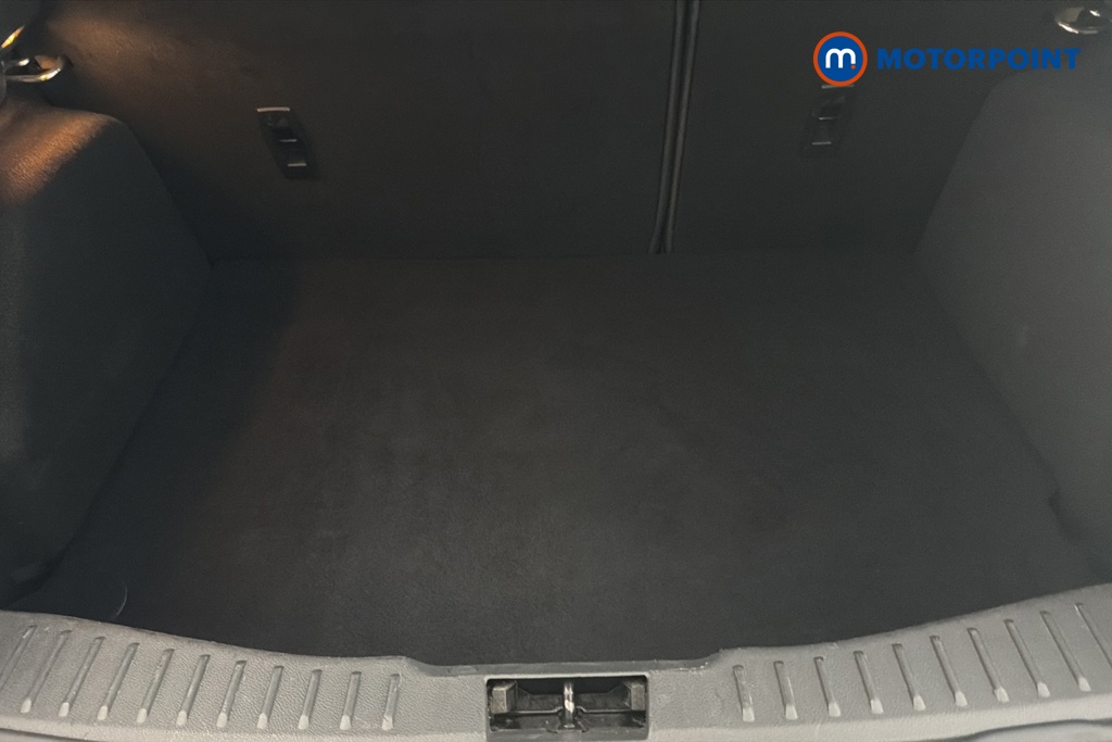 Ford Focus Titanium Automatic Petrol Hatchback - Stock Number (1648458) - 30th supplementary image