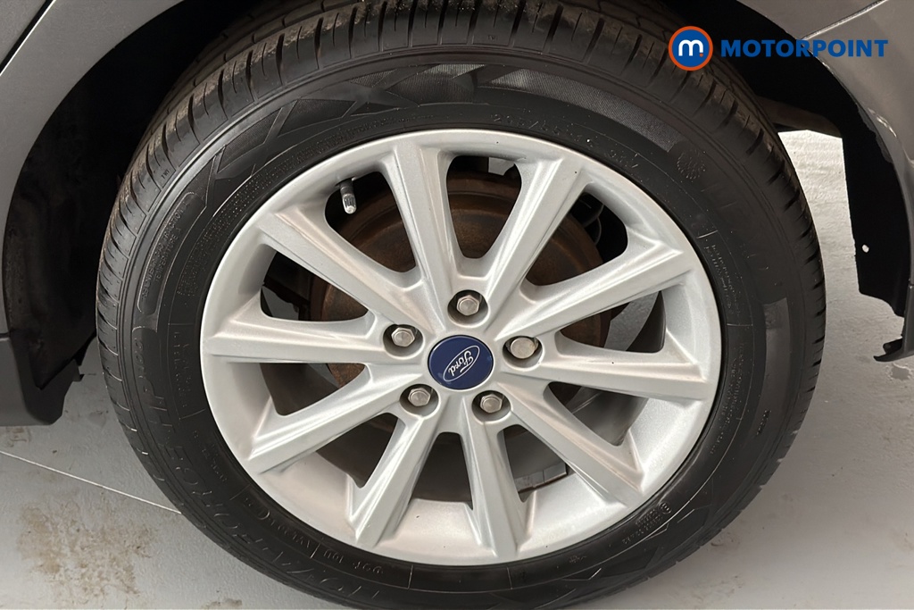 Ford Focus Titanium Automatic Petrol Hatchback - Stock Number (1648458) - 45th supplementary image