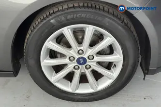 Ford Focus Titanium Automatic Petrol Hatchback - Stock Number (1648458) - 47th supplementary image