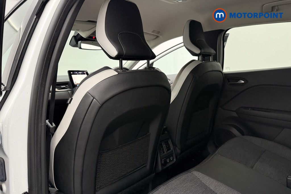 Renault Captur S Edition Automatic Petrol SUV - Stock Number (1648557) - 19th supplementary image