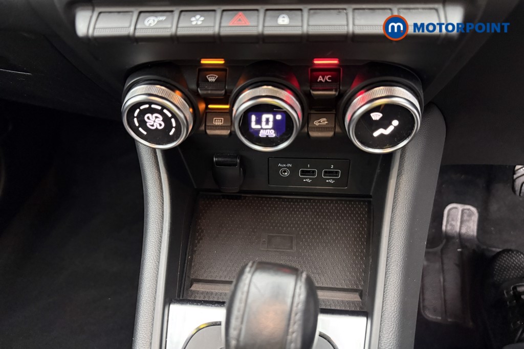 Renault Captur S Edition Automatic Petrol SUV - Stock Number (1648557) - 26th supplementary image