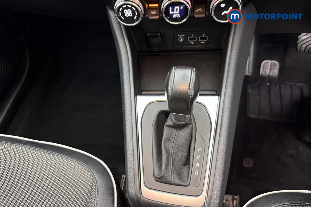 Renault Captur S Edition Automatic Petrol SUV - Stock Number (1648557) - 27th supplementary image