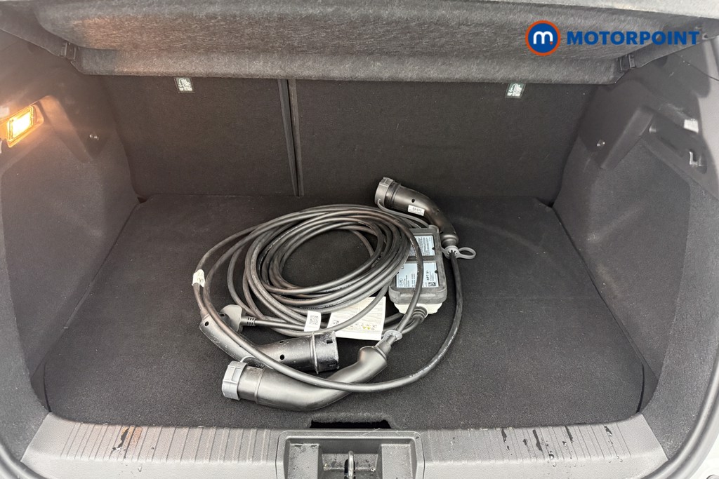 Renault Captur Launch Edition Automatic Petrol Plug-In Hybrid SUV - Stock Number (1648570) - 13th supplementary image