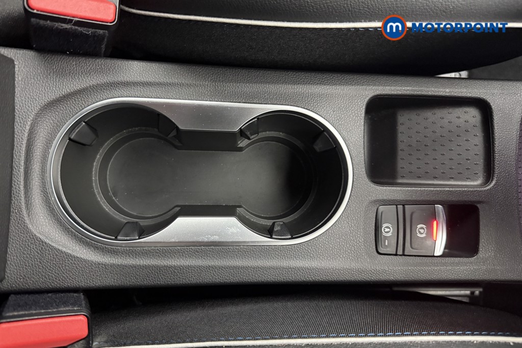 Renault Captur Launch Edition Automatic Petrol Plug-In Hybrid SUV - Stock Number (1648570) - 23rd supplementary image