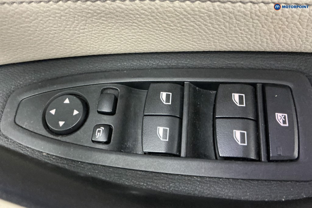 BMW X1 Xline Automatic Petrol SUV - Stock Number (1649552) - 19th supplementary image